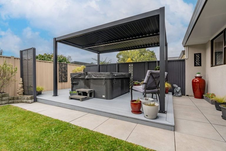 Photo of property in 32 Ranui Street, Dinsdale, Hamilton, 3204