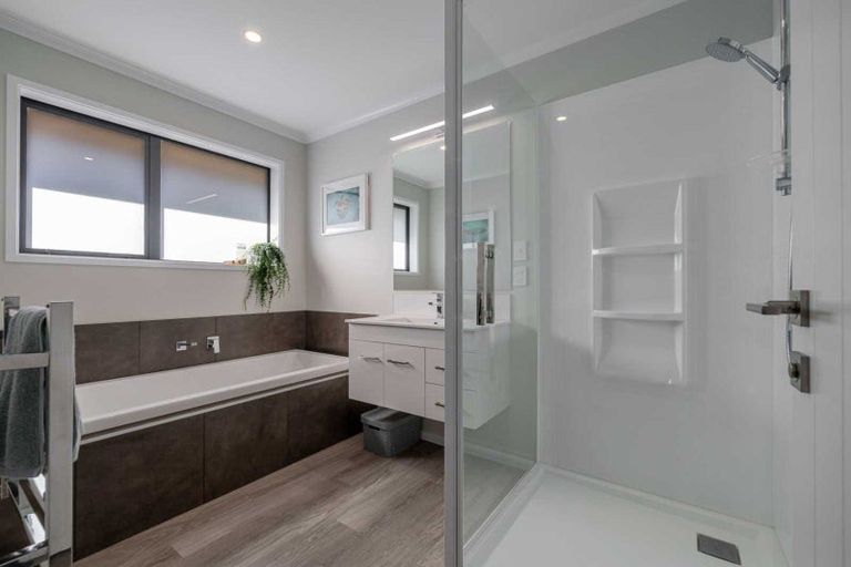 Photo of property in 33 Monarch Drive, Ashhurst, 4810