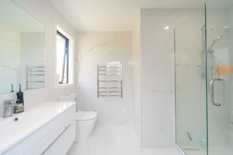 Photo of property in 94 James Line, Kelvin Grove, Palmerston North, 4414