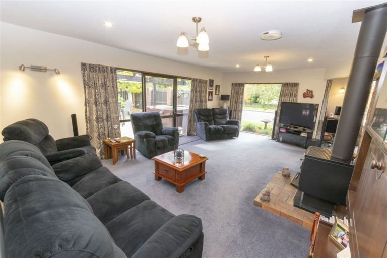 Photo of property in 289 Kingsbury Avenue, Rangiora, 7400