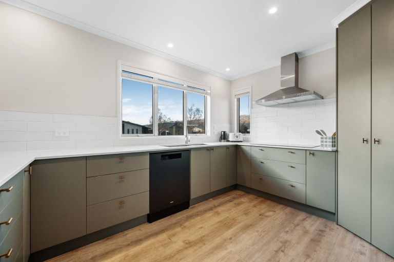 Photo of property in 30 Waenga Drive, Cromwell, 9310