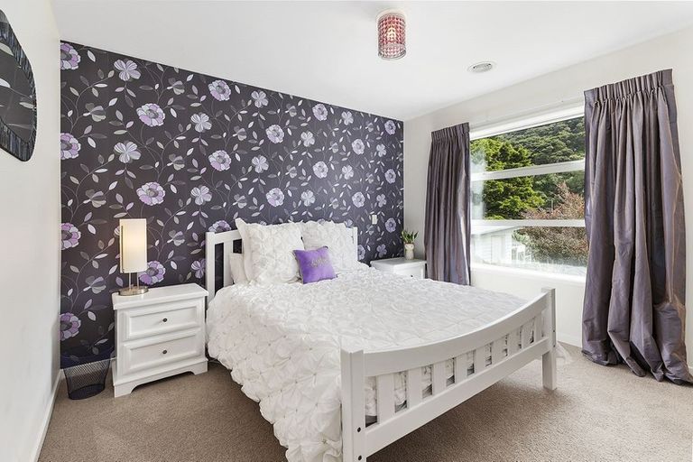 Photo of property in 4 Shoal Place, Whitby, Porirua, 5024