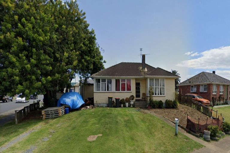 Photo of property in 2 Mariner Street, Mangere, Auckland, 2022