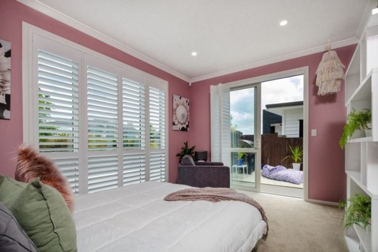 Photo of property in 88 Pohutukawa Parade, Riverhead, 0820