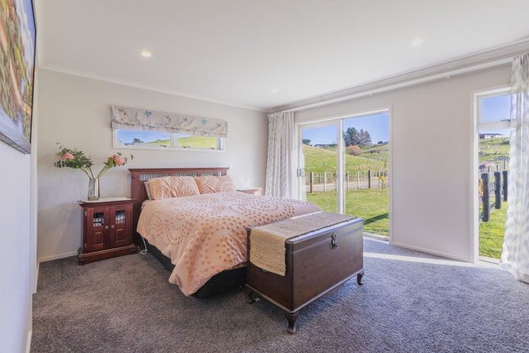 Photo of property in 102a Racecourse Road, Waiuku, 2123