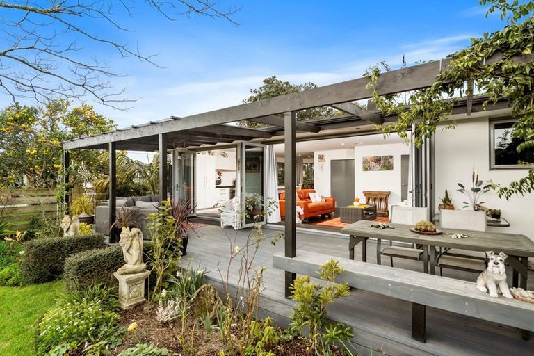 Photo of property in 302 Levers Road, Matua, Tauranga, 3110