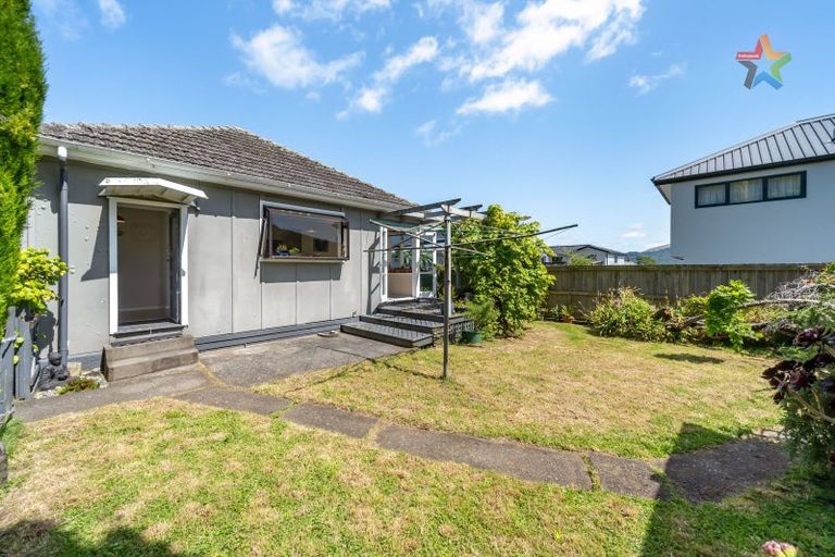Photo of property in 87 Seddon Street, Naenae, Lower Hutt, 5011