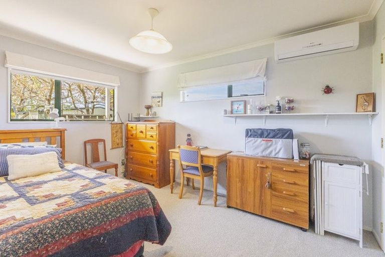 Photo of property in 59 Hetley Crescent, Taradale, Napier, 4112