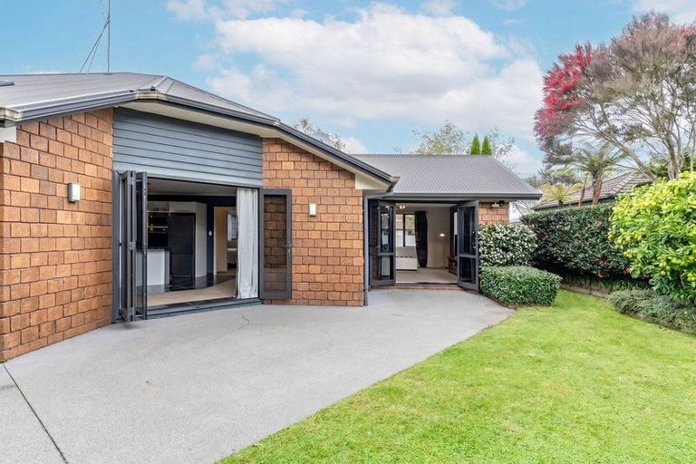 Photo of property in 48 Wiltshire Drive, Huntington, Hamilton, 3210