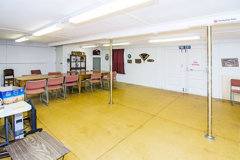Photo of property in 10 Albert Street, Island Bay, Wellington, 6023