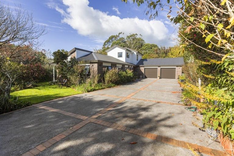 Photo of property in 60 Veale Road, Ridgewood, New Plymouth, 4371