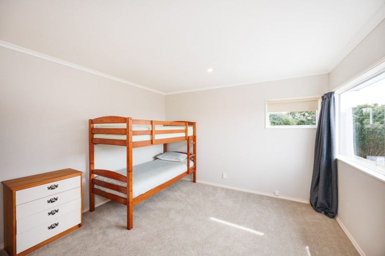 Photo of property in 30 Kilkenny Place, Fitzherbert, Palmerston North, 4410