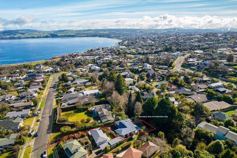 Photo of property in 1/22 Korimako Road, Waipahihi, Taupo, 3330