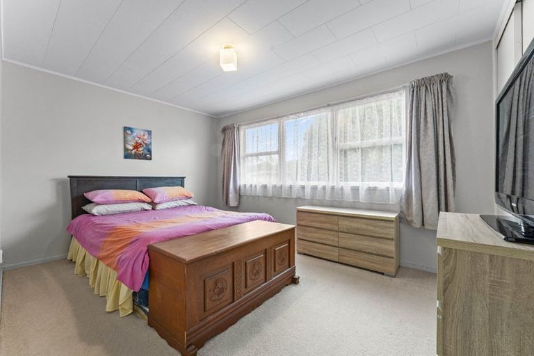 Photo of property in 7 Rainbow Place, Wattle Downs, Auckland, 2103