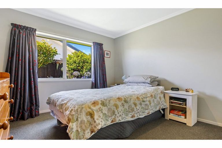 Photo of property in 16 Northwater Drive, Northwood, Christchurch, 8051