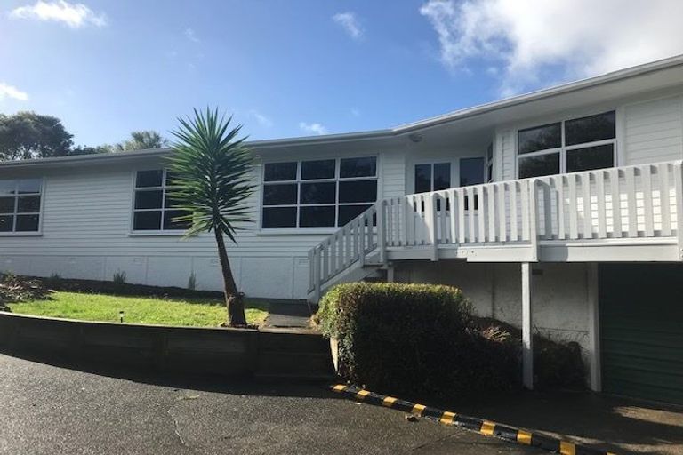 Photo of property in 50 Bleakhouse Road, Howick, Auckland, 2014
