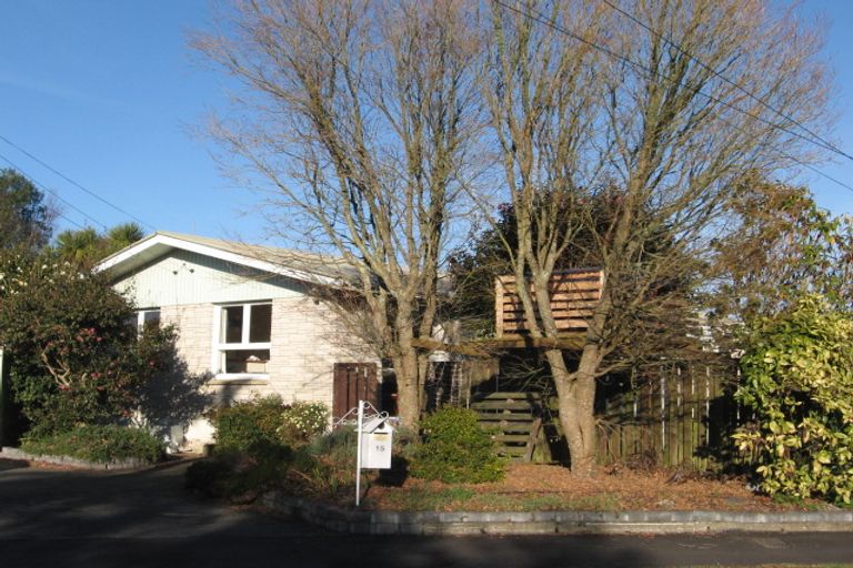 Photo of property in 15 Somme Crescent, Hillcrest, Hamilton, 3216