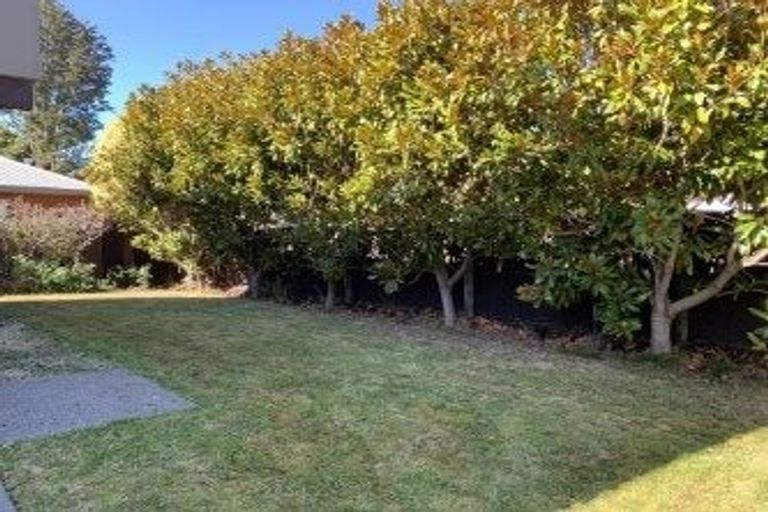 Photo of property in 46 Bryndwr Road, Fendalton, Christchurch, 8052