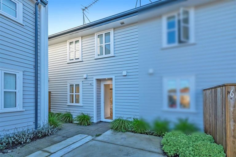 Photo of property in 2/283 Selwyn Street, Spreydon, Christchurch, 8024