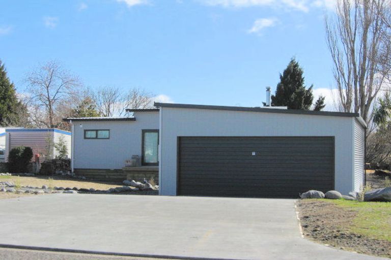 Photo of property in 22 Oruatua Avenue, Tauranga Taupo, Turangi, 3382