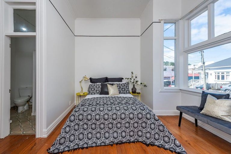 Photo of property in 2 Gordon Street, Newtown, Wellington, 6021