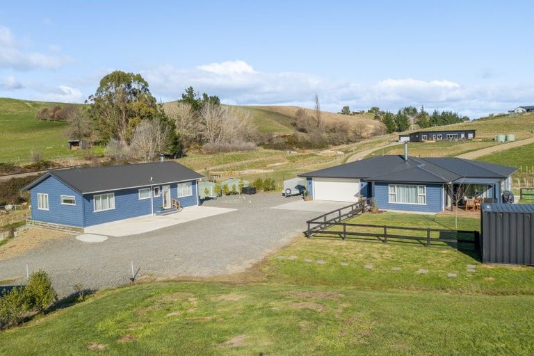 Photo of property in 102a Racecourse Road, Waiuku, 2123