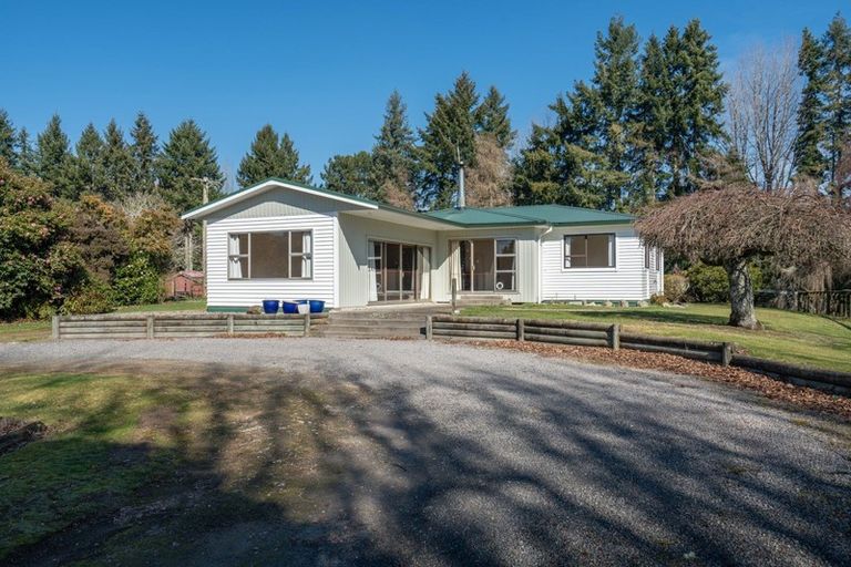 Photo of property in 349 Whangamata Road, Kinloch, Taupo, 3377