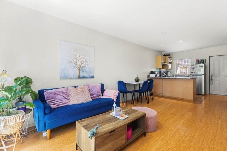 Photo of property in 71 Malaspina Place, Papatoetoe, Auckland, 2025