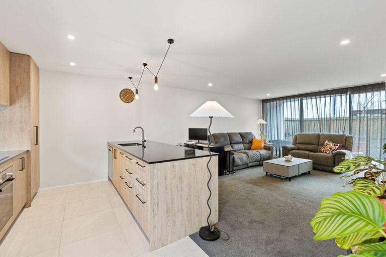 Photo of property in 2/10 Bishop Street, St Albans, Christchurch, 8014