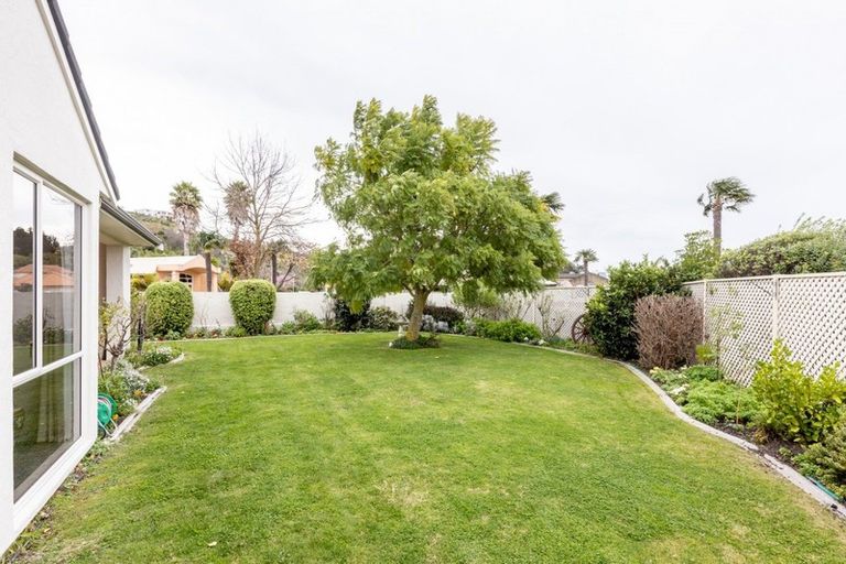 Photo of property in 21 Pukekura Place, Taradale, Napier, 4112