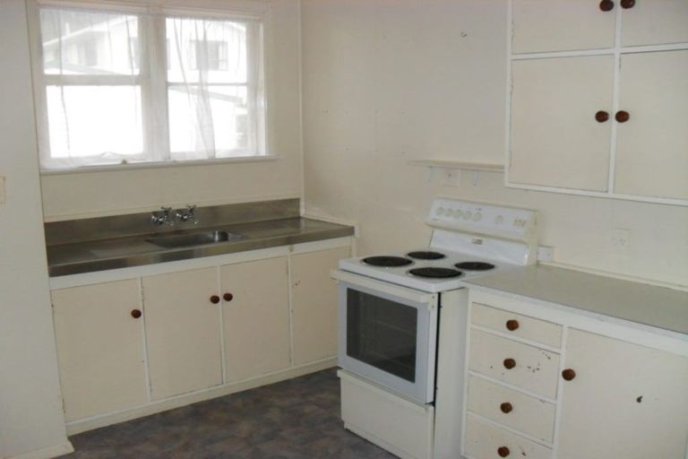 Photo of property in 50a Seddon Street, Wallaceville, Upper Hutt, 5018
