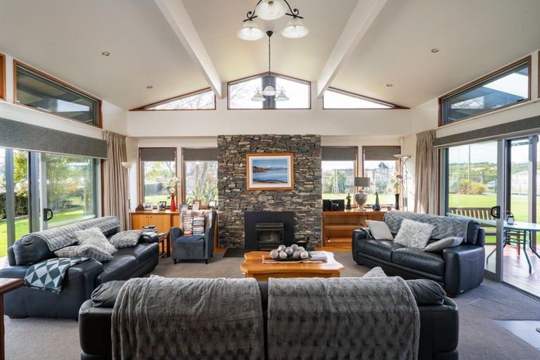 Photo of property in 13 Tawhaa Road, Waitahanui, Taupo, 3378
