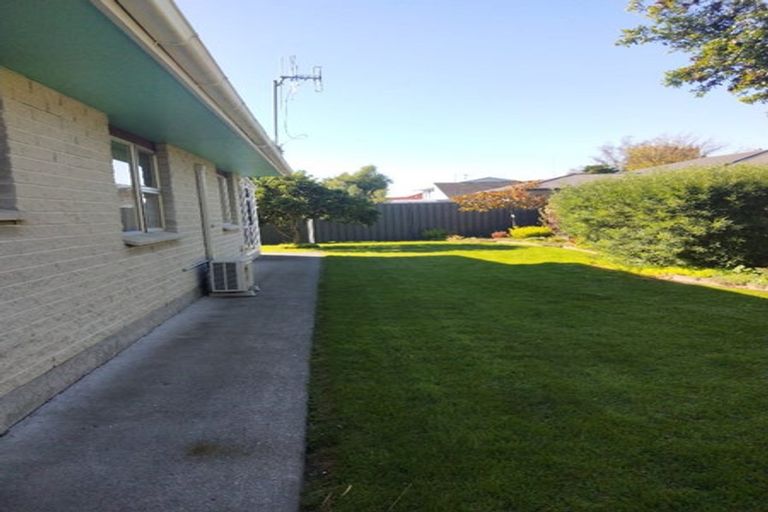 Photo of property in 2/25 Avondale Road, Taradale, Napier, 4112