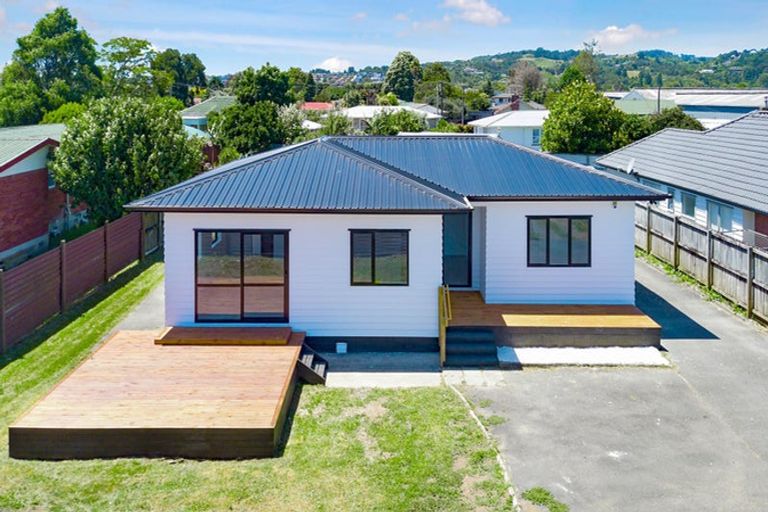Photo of property in 34 Hunua Road, Papakura, 2110