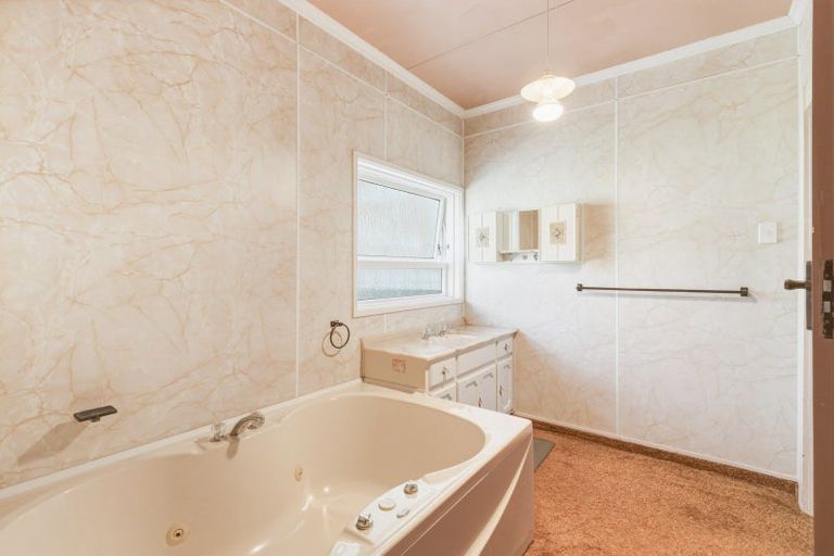 Photo of property in 110 Putorino Road, Hunterville, Marton, 4787