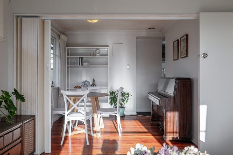 Photo of property in 36 Keeling Street, West End, Palmerston North, 4412
