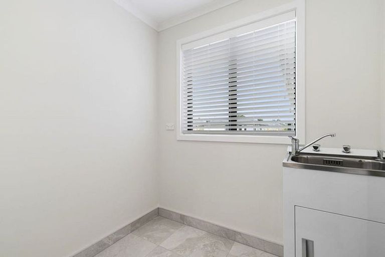 Photo of property in 36 Murray Ward Drive, Te Kauwhata, 3710