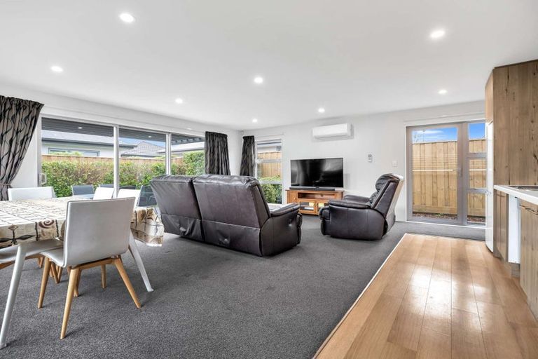 Photo of property in 25 Farnborough Way, Rolleston, 7615