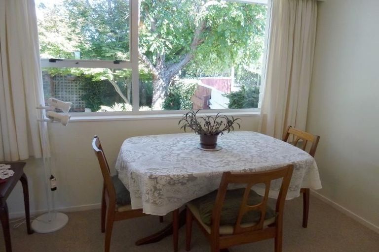 Photo of property in 25b Pehi Kupa Street, Waikanae, 5036