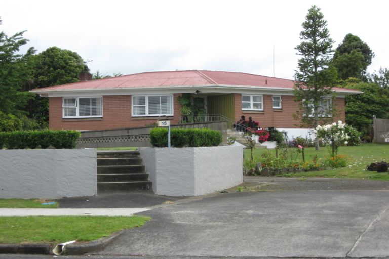Photo of property in 13 Paterson Avenue, Pukekohe, 2120
