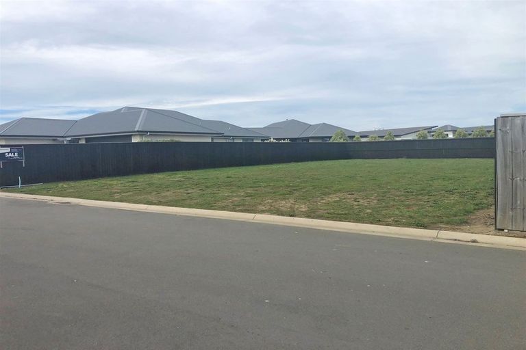 Photo of property in 5e Ballinger Place, Kaiapoi, Woodend, 7630