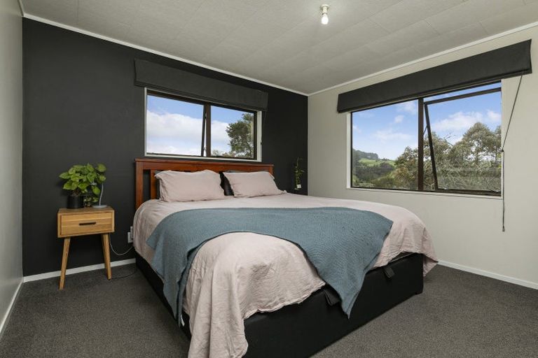 Photo of property in 1187 Peak Road, Helensville, 0875