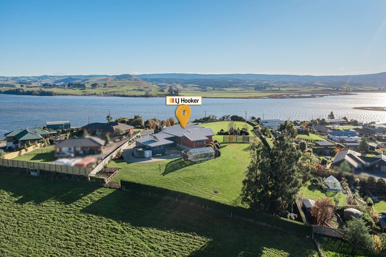 Photo of property in Titri Road, Waihola, Outram, 9073