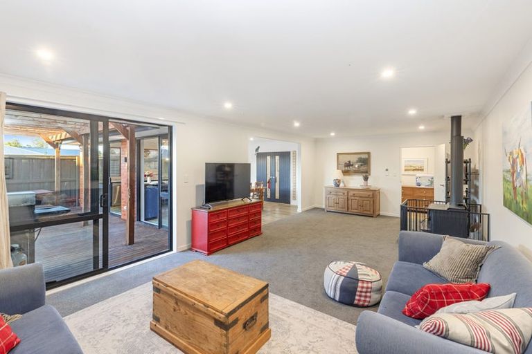 Photo of property in 8 Walter Place, Kirwee, Darfield, 7571
