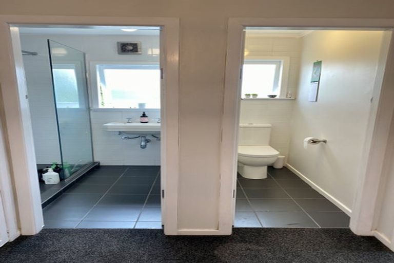 Photo of property in 19 Tahi Terrace, Glen Eden, Auckland, 0602