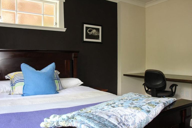 Photo of property in 90a Awa Road, Seatoun, Wellington, 6022