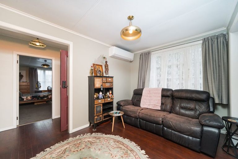 Photo of property in 16 Newbury Street, Awapuni, Palmerston North, 4412