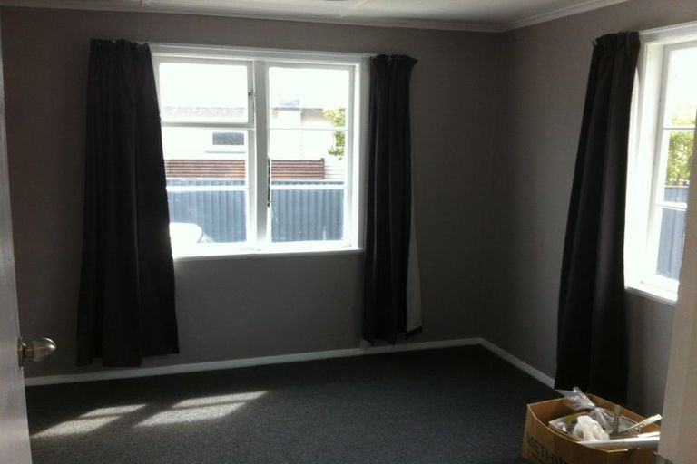 Photo of property in 6 Harris Street, Naenae, Lower Hutt, 5011