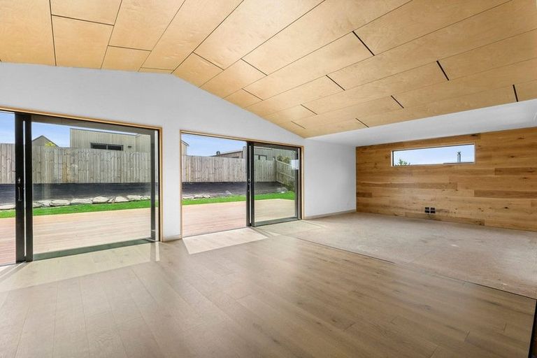 Photo of property in 41 Mount Linton Avenue, Wanaka, 9305