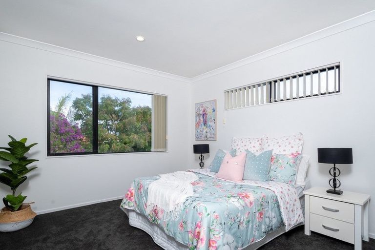 Photo of property in 3 Parani Court, Te Atatu Peninsula, Auckland, 0610